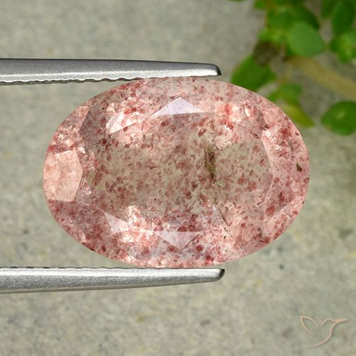 6.28ct Натуральный Землисто-розовый Клубничный кварц, Овал, Полупрозрачный
