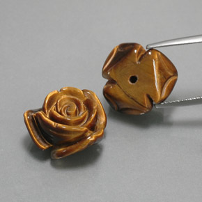 Натуральный коричневый tiger's eye  карата необычная форма, непрозрачный