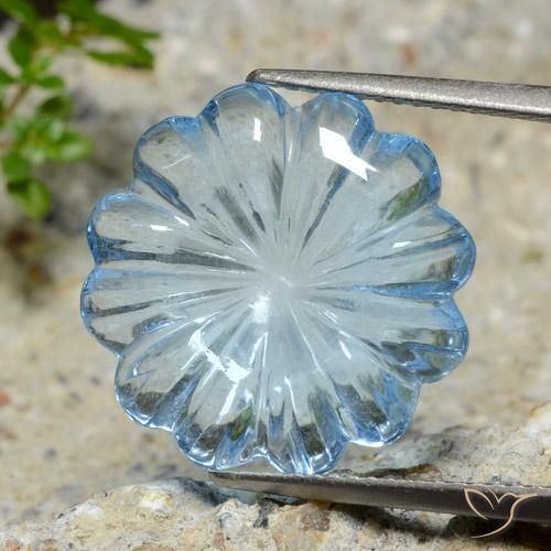 12.02ct Натуральный Небесно Голубой Топаз, Огранка Цветок, Прозрачный