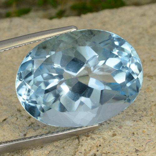 21.61ct Натуральный Небесно Голубой Топаз, Овал, Чистота VVS