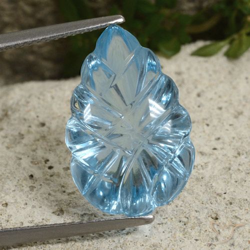 11.31ct Натуральный Небесно Голубой Топаз, Огранка Цветок, Прозрачный