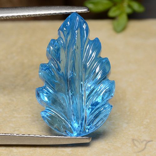 13.36ct Натуральный Свисс-Блю Топаз, Огранка Цветок, Прозрачный