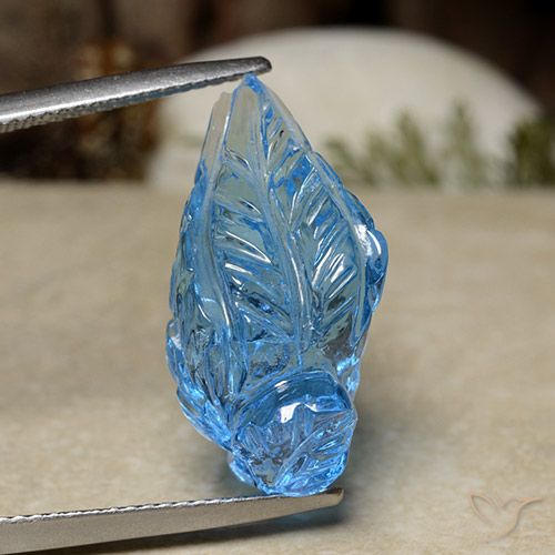 16.08ct Натуральный Небесно Голубой Топаз, Огранка Цветок, Прозрачный