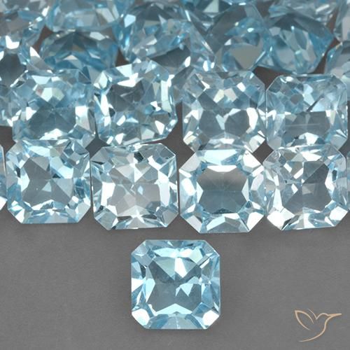 3.04ct Натуральный Небесно Голубой Топаз, Изумрудная огранка, VVS-VS