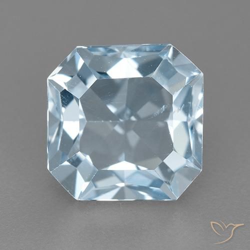 3.27ct Натуральный Небесно Голубой Топаз, Изумрудная огранка, VVS-VS