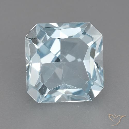 3.02ct Натуральный Небесно Голубой Топаз, Изумрудная огранка, Чистота VVS