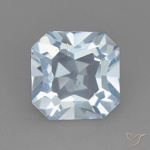 2.86ct Натуральный Небесно Голубой Топаз, Изумрудная огранка, VVS-VS