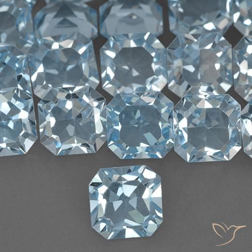 4.21ct Натуральный Небесно Голубой Топаз, Изумрудная огранка, VVS-VS
