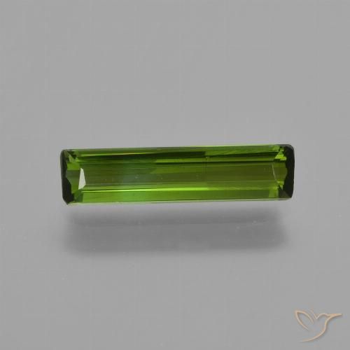 0.82ct Натуральный Темно-зеленый Турмалин, Изумрудная огранка, Чистота VS