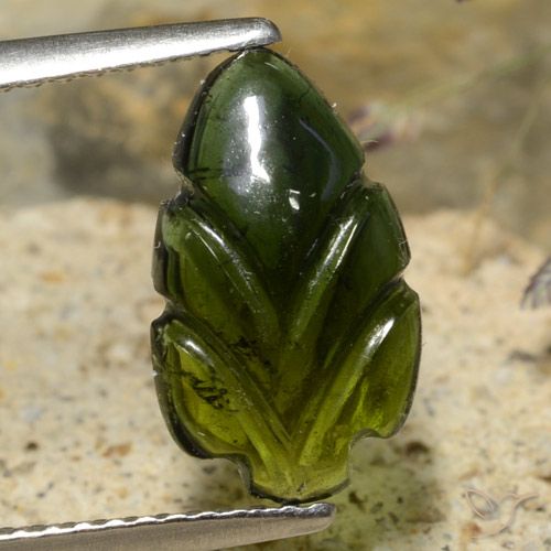 2.02ct Натуральный Травянисто-зелёный Турмалин, Огранка Цветок, Полупрозрачный