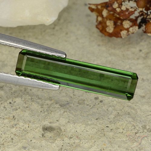 1.47ct Натуральный Травянисто-зелёный Турмалин, Изумрудная огранка, Чистота VVS