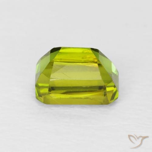 0.71 карата, натуральный Medium Light-Green Турмалин, Октагон / Изумрудная Огранка, Чистота VVS