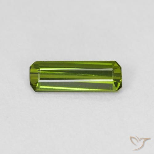 0.61ct Натуральный Теплый зеленый Турмалин, Изумрудная огранка, VVS-VS