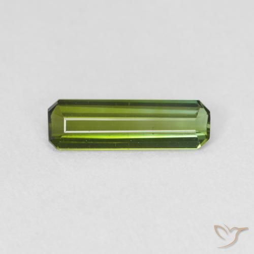 0.69ct Натуральный Средний зеленый Турмалин, Изумрудная огранка, Чистота VS