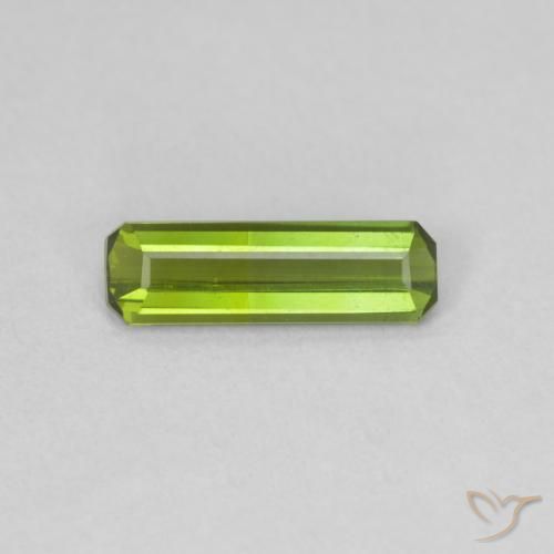 0.67ct Натуральный Желтовато-зеленый Турмалин, Изумрудная огранка, Чистота VVS