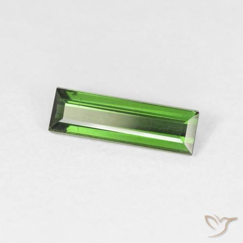 0.75 карата, натуральный Medium Dark-Green Турмалин, Огранка Багет, Чистота VS