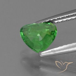1.10 карата, натуральный Средний зеленый Цаворит Гранат, Сердце, VS-SI