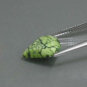 Натуральный зелёный бирюза 2,93 карата необычная форма, непрозрачный