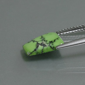 Натуральный Желто-зеленый Бирюзовый 2,04 карата Необычная форма, Непрозрачный