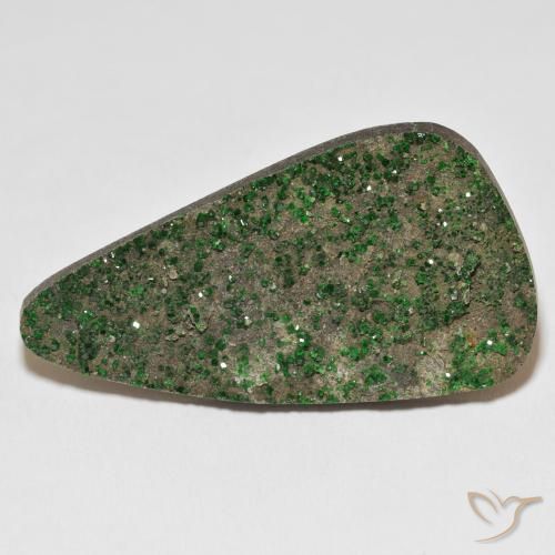 72.20ct Натуральный Deep Earthy Green Уваровит Гранат Друзи, причудливая, Непрозрачный