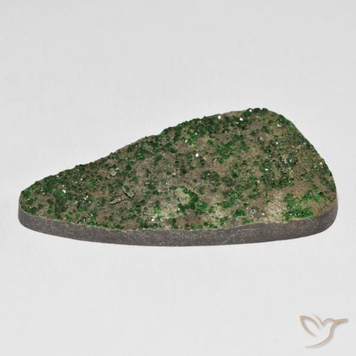 72.20 карата, натуральный Deep Earthy Green Уваровит Гранат Друзи, причудливая, Непрозрачный