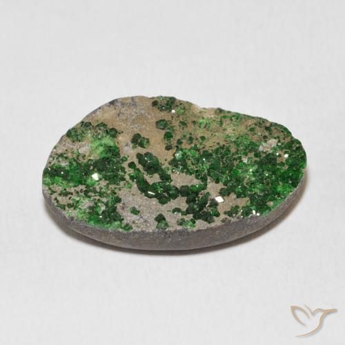 16.55 карата, натуральный Deep Earthy Green Уваровит Гранат Друзи, причудливая, Непрозрачный
