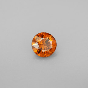 Натуральный оранжевый циркон 0,80 карата огранка круг, чистота VS